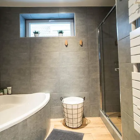 Ferienwohnung Pintes 38 Dunaújváros Exterior foto