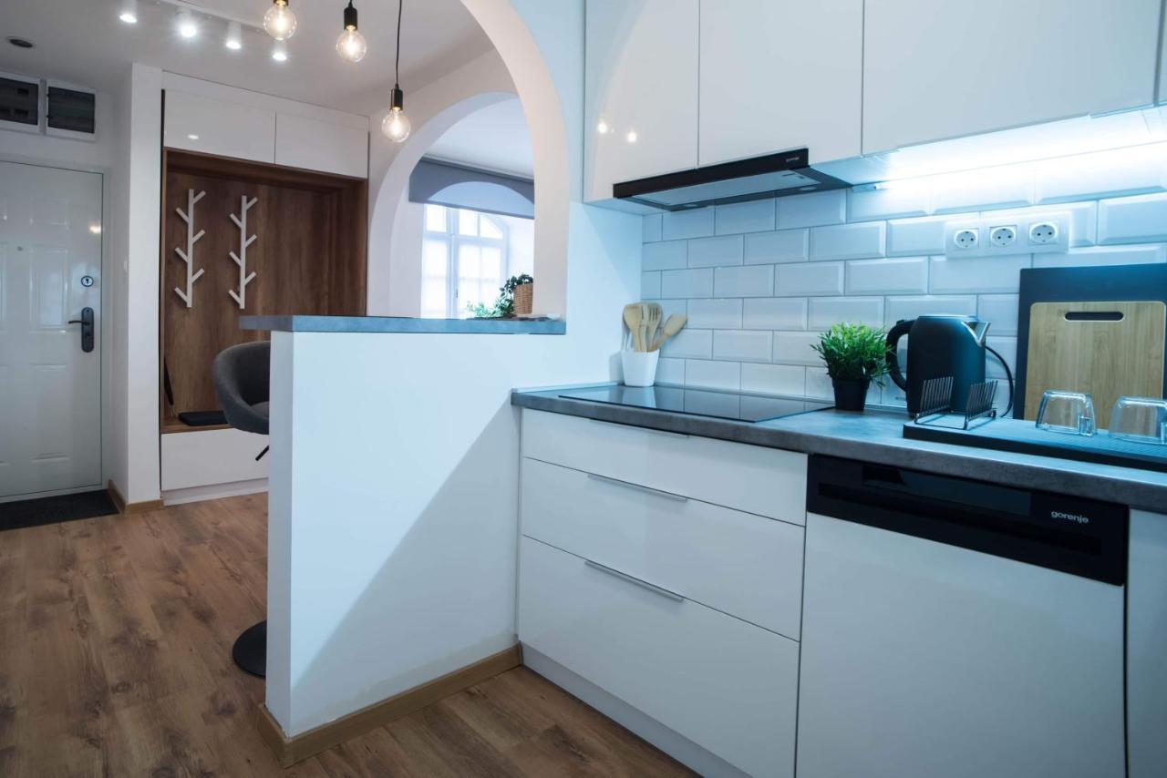 Pintes 38 Apartment *